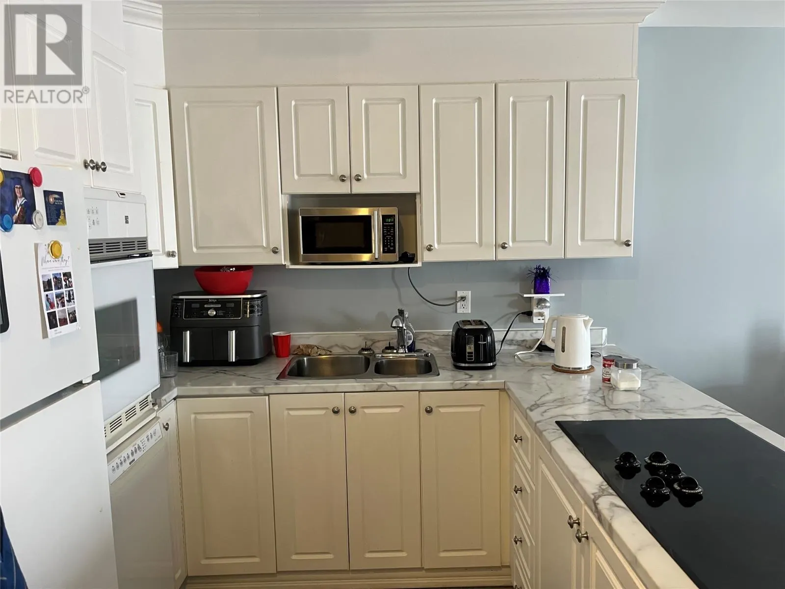 48 Pasadena Crescent Unit#207, #207