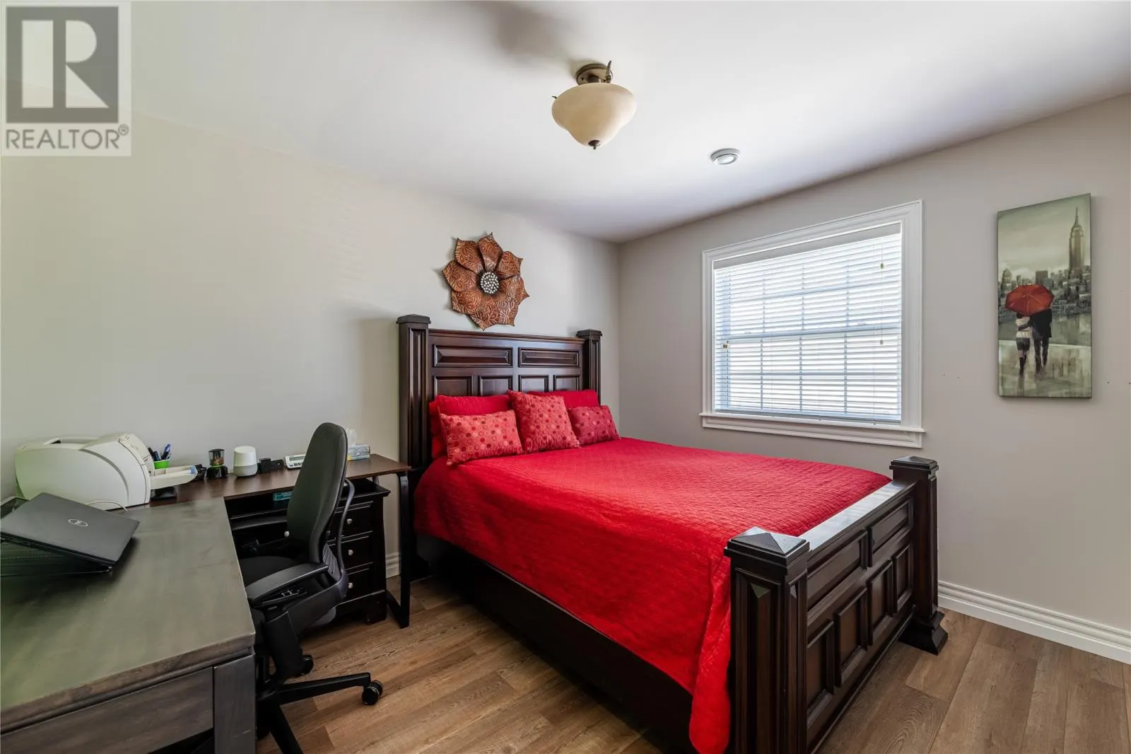 4 Ivydale Place