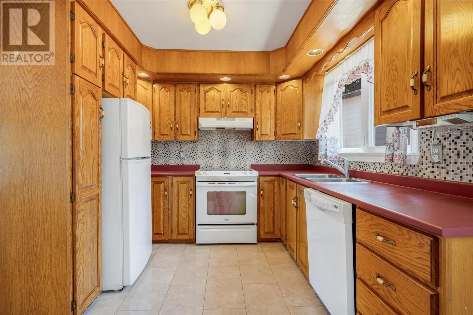 13 Municipal Avenue