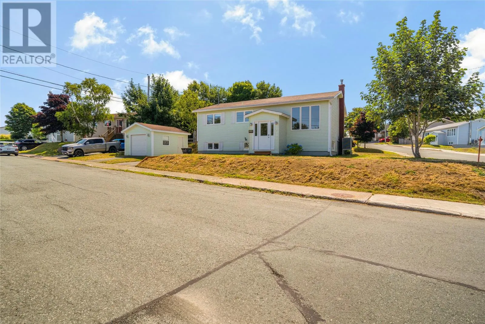 13 Municipal Avenue