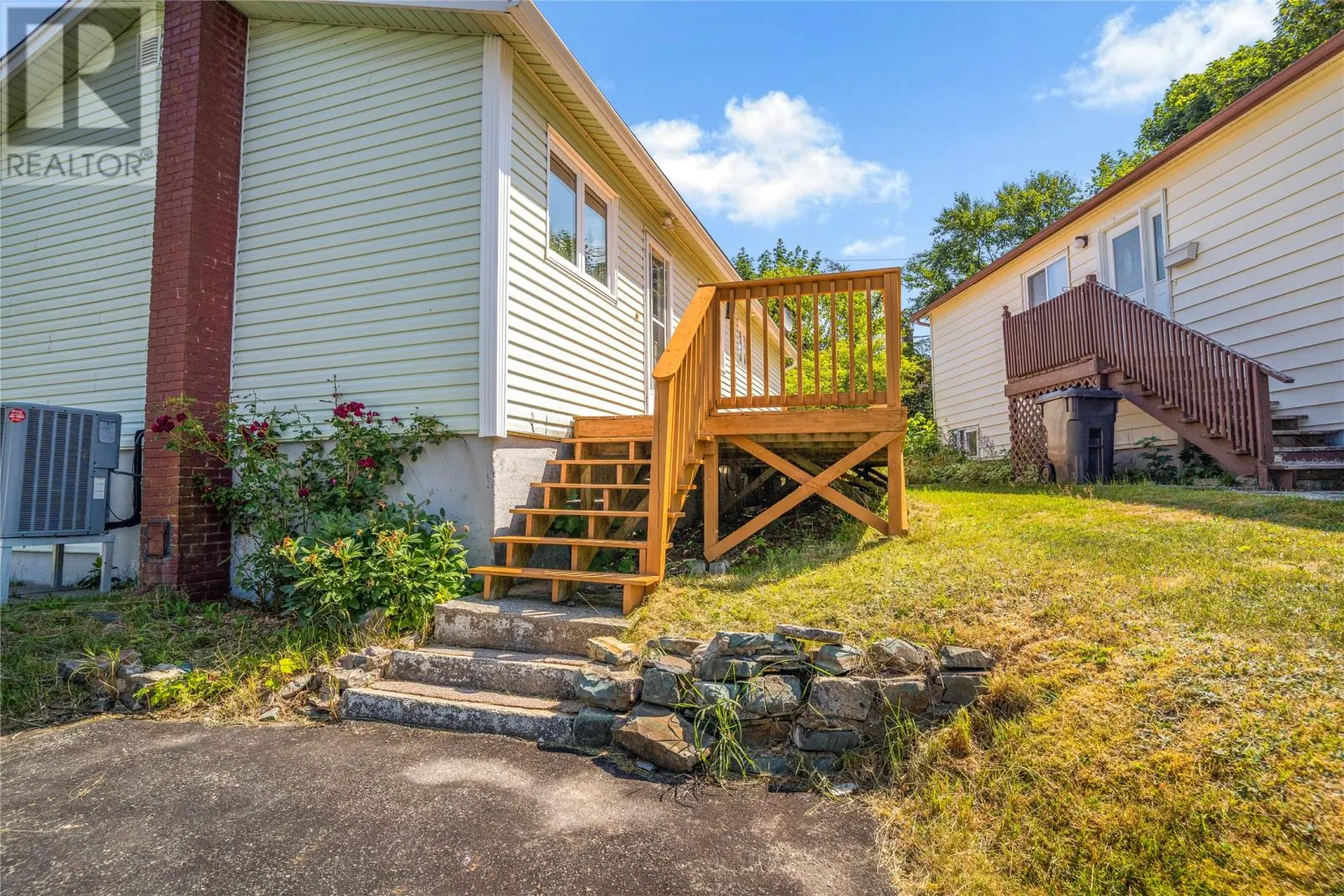 13 Municipal Avenue
