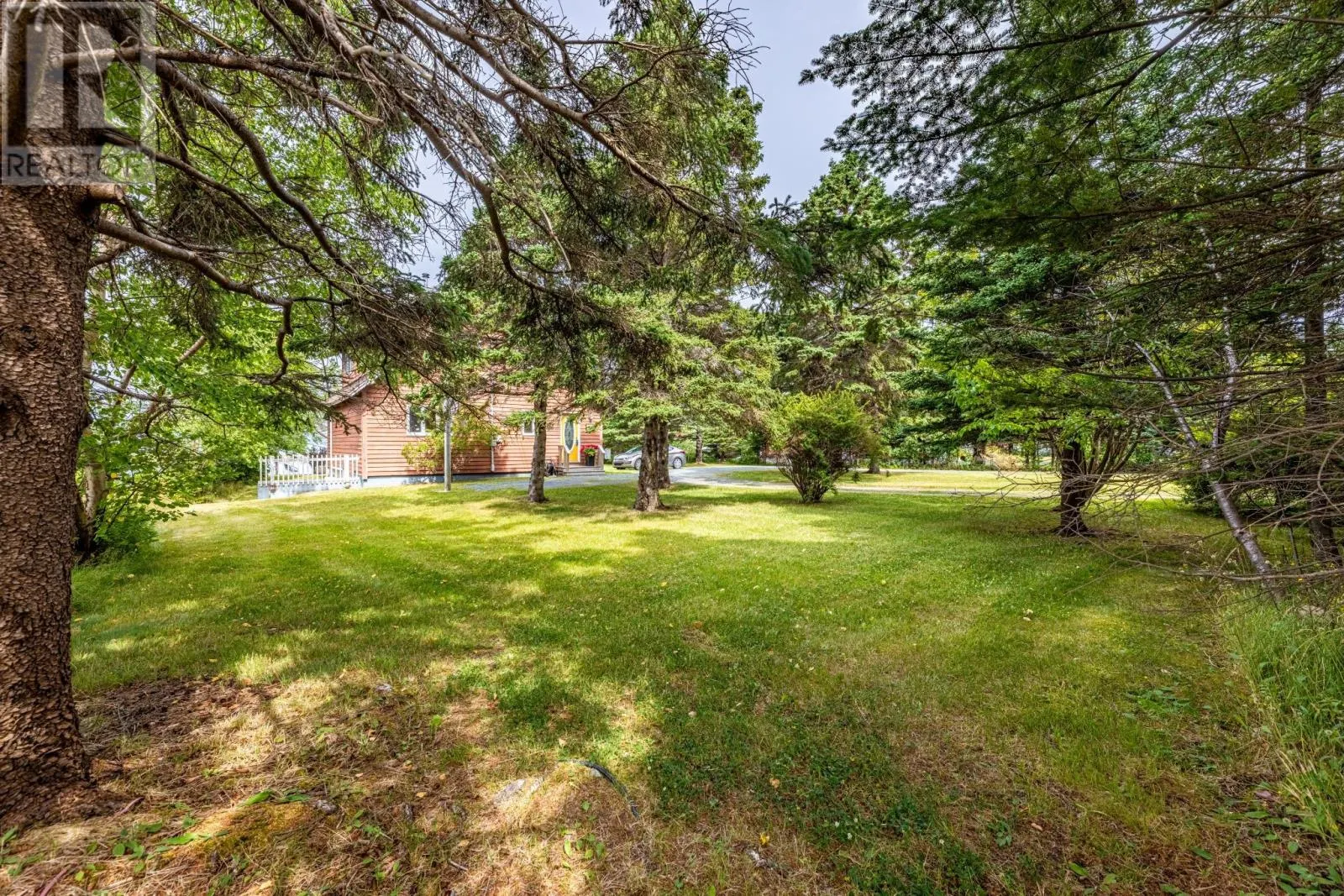 42-46 Indian Pond Drive