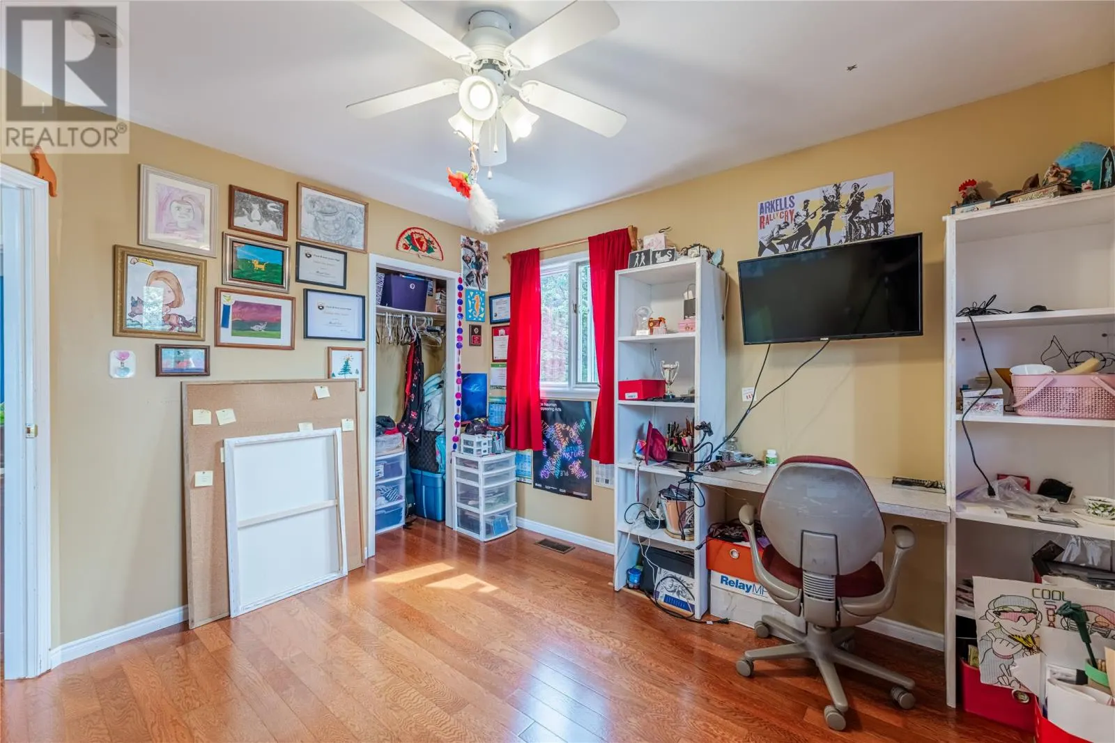 42-46 Indian Pond Drive