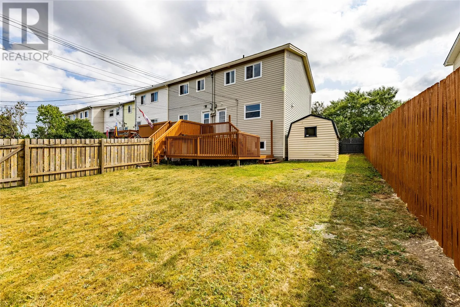 64 Lindbergh Crescent