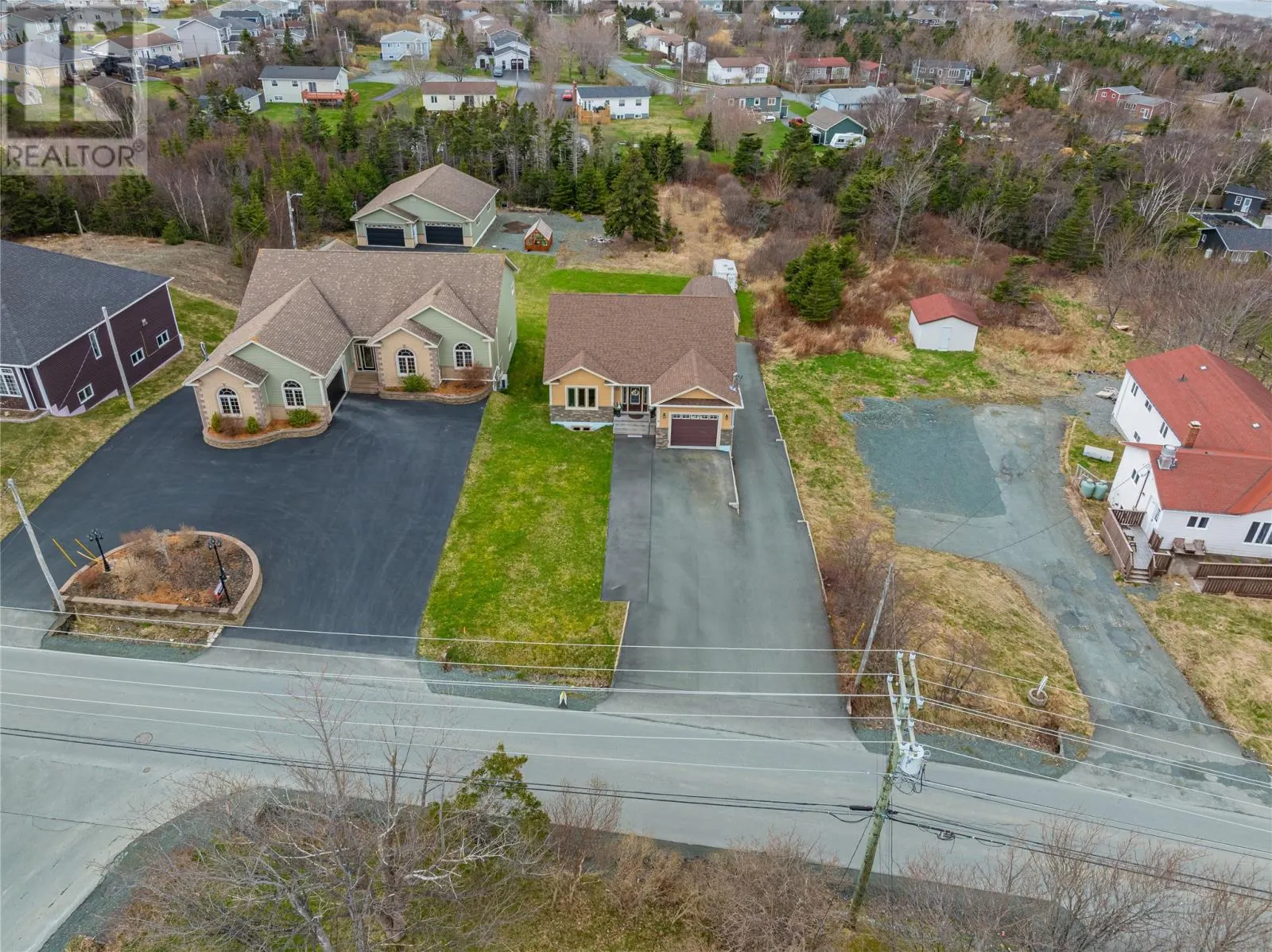 68 Middle Bight Road
