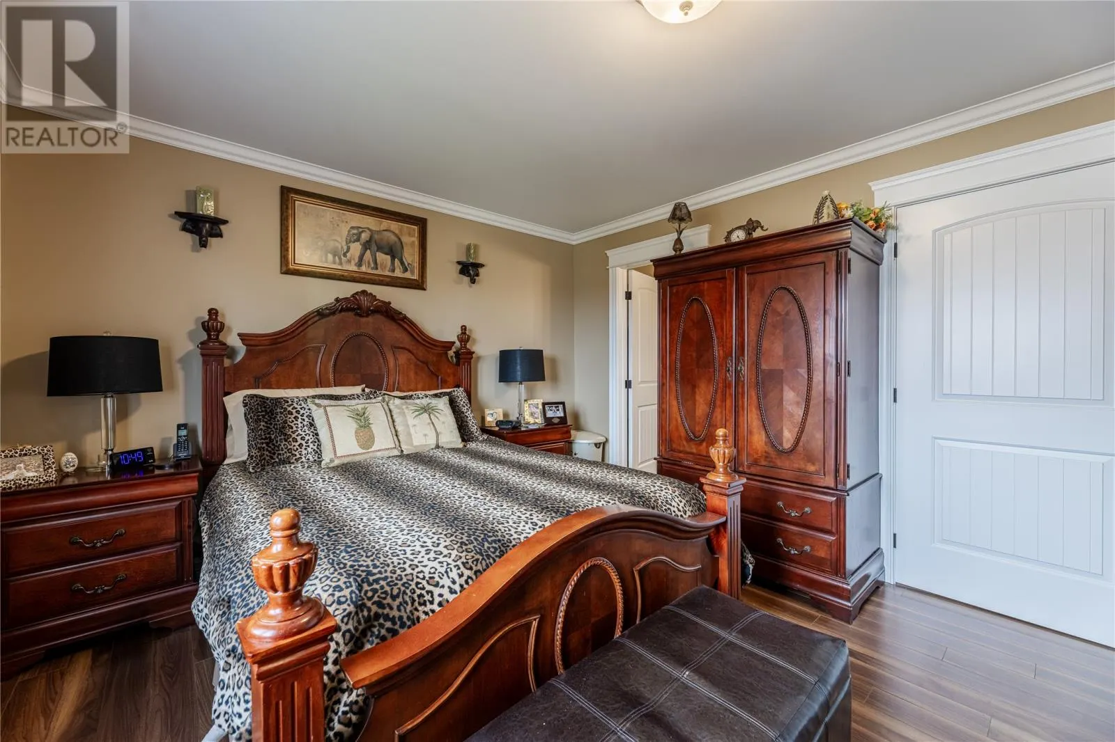 68 Middle Bight Road