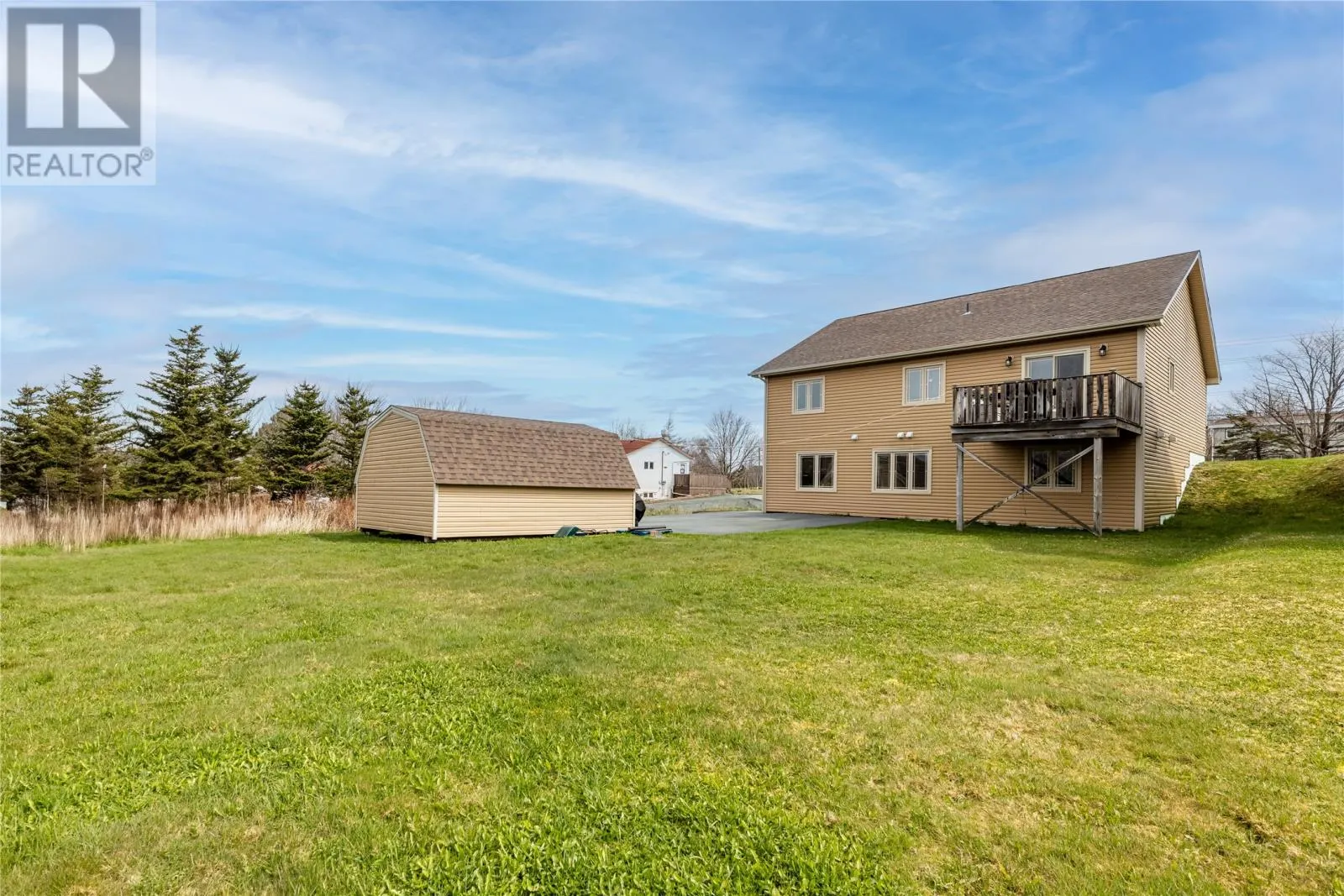 68 Middle Bight Road