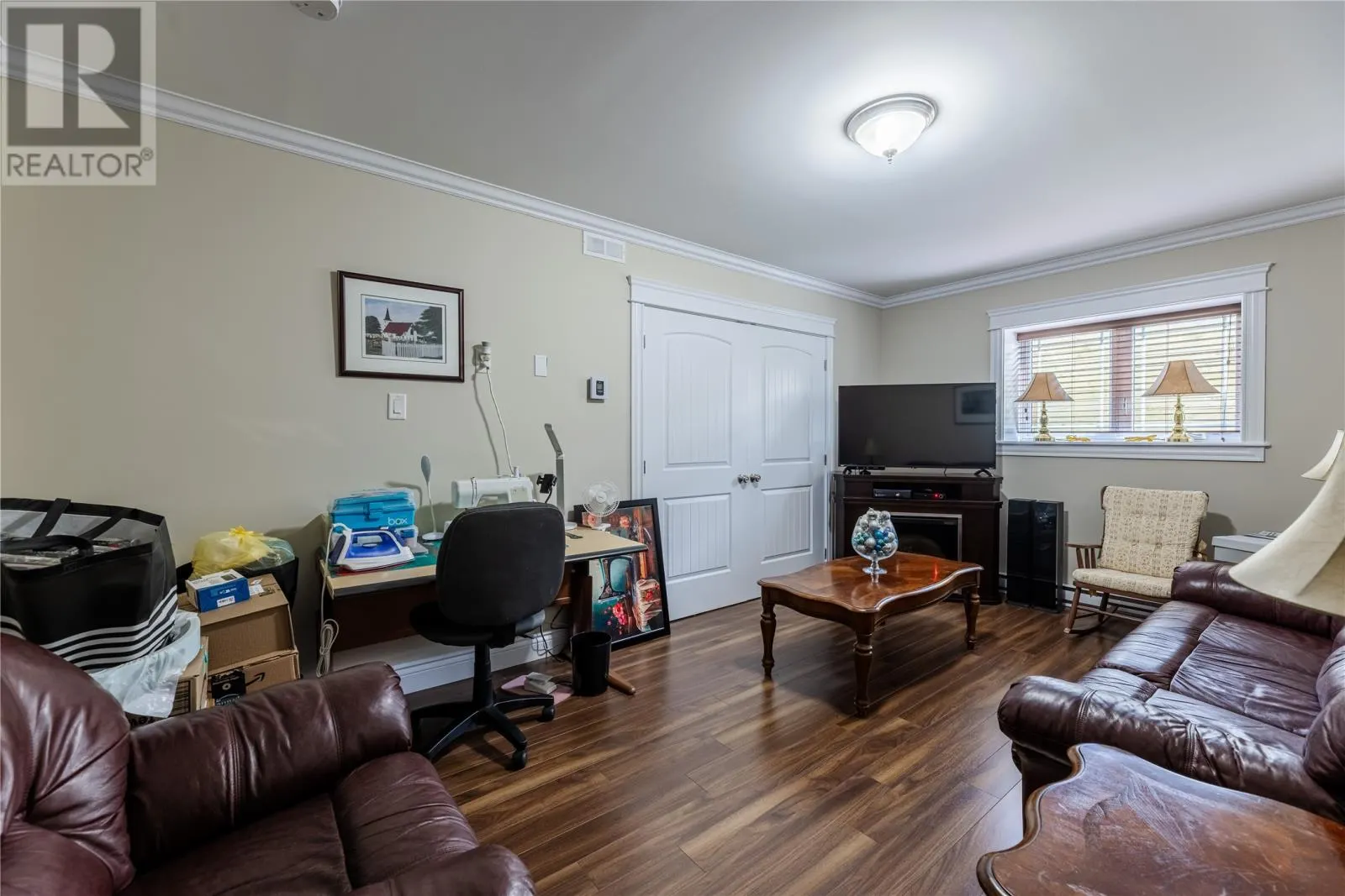 68 Middle Bight Road