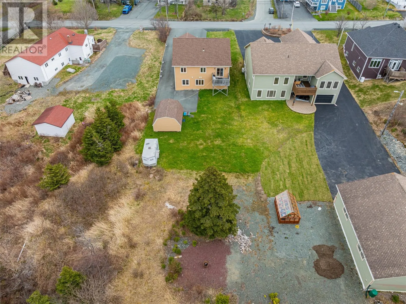 68 Middle Bight Road