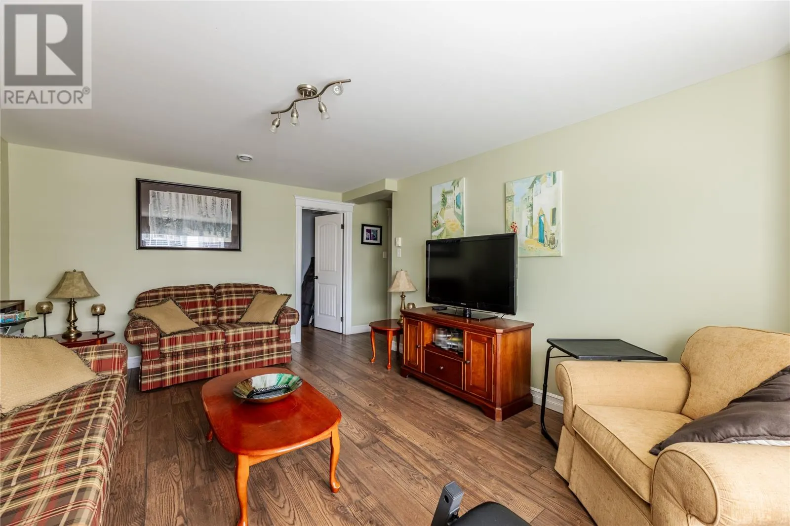 29 Aragon Crescent