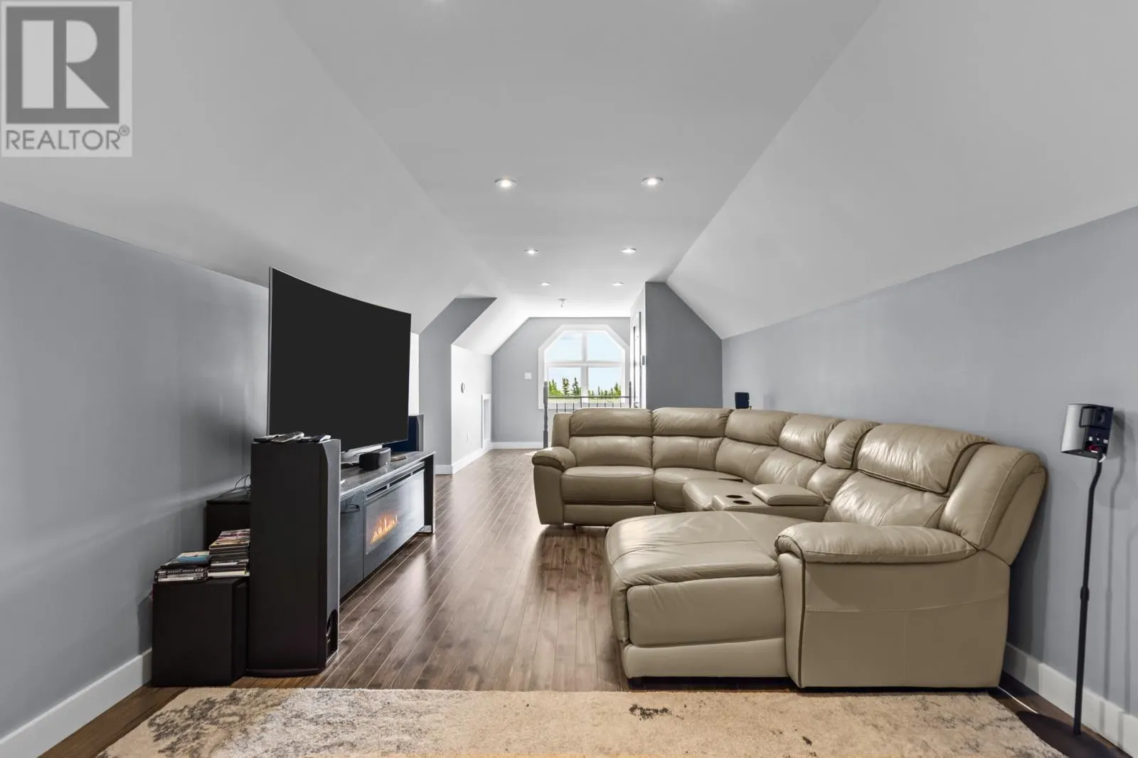 28 Flora Drive