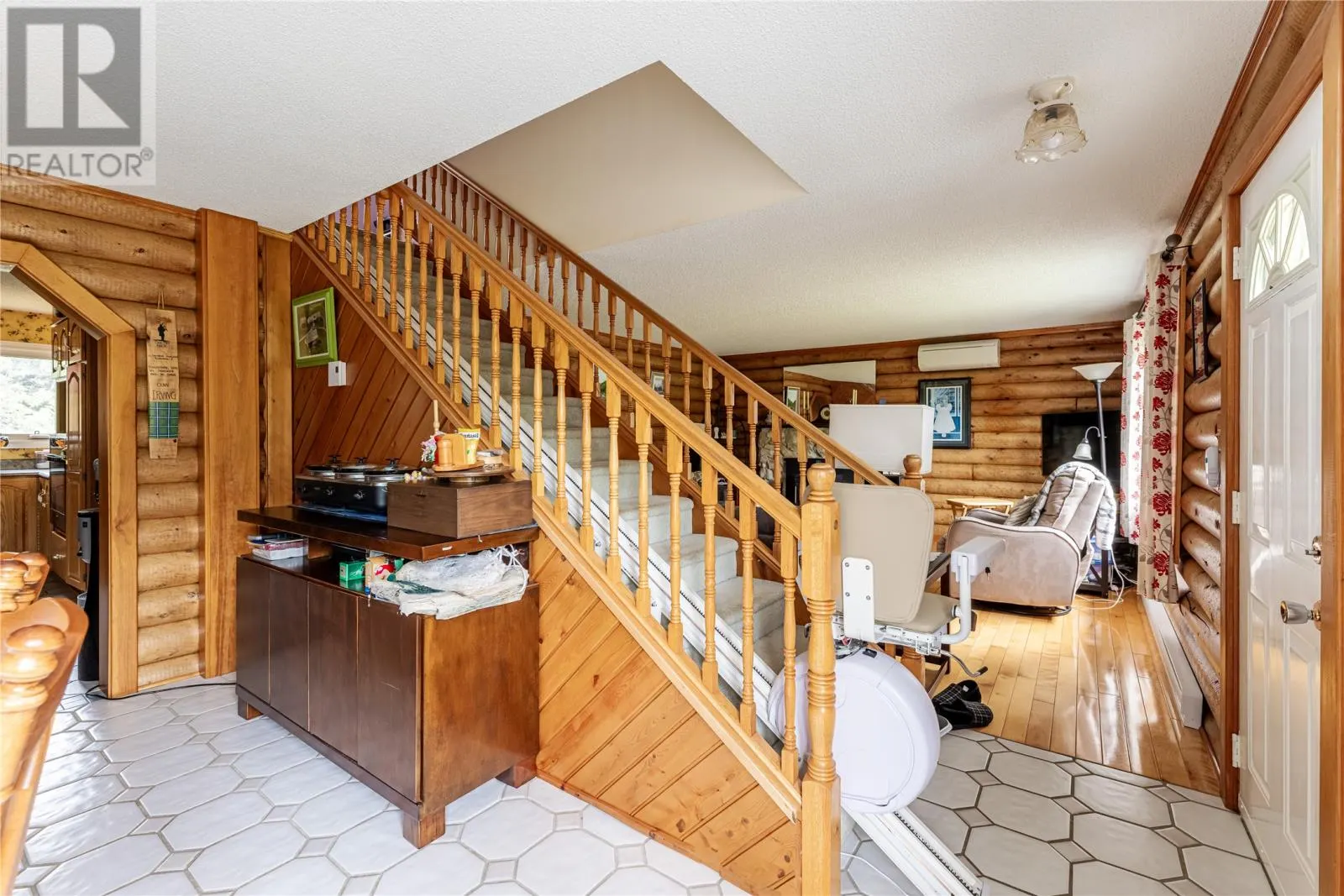 77 Dunn's Hill Road