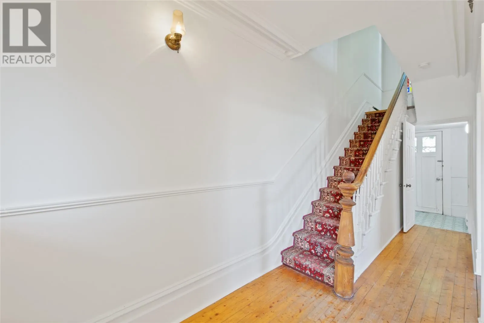 4 Kimberly Row