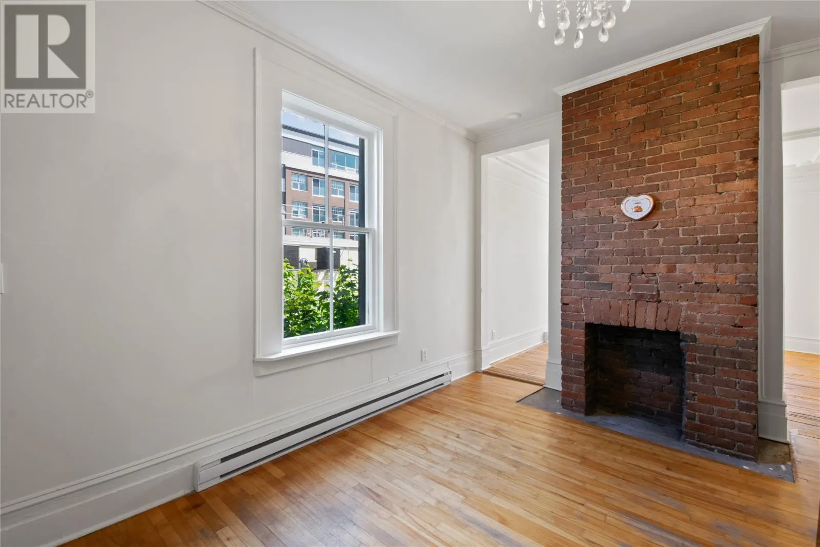 4 Kimberly Row