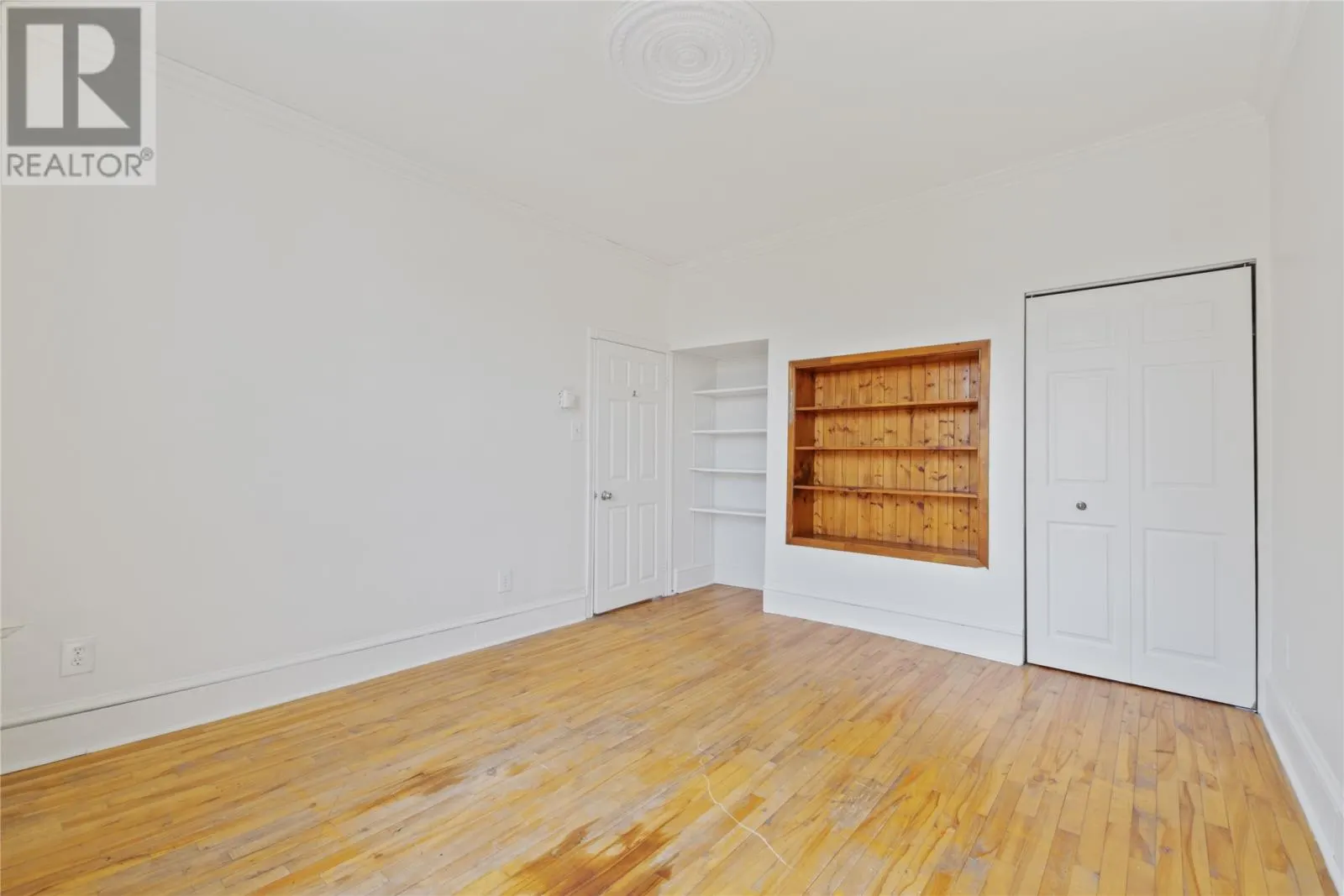 4 Kimberly Row