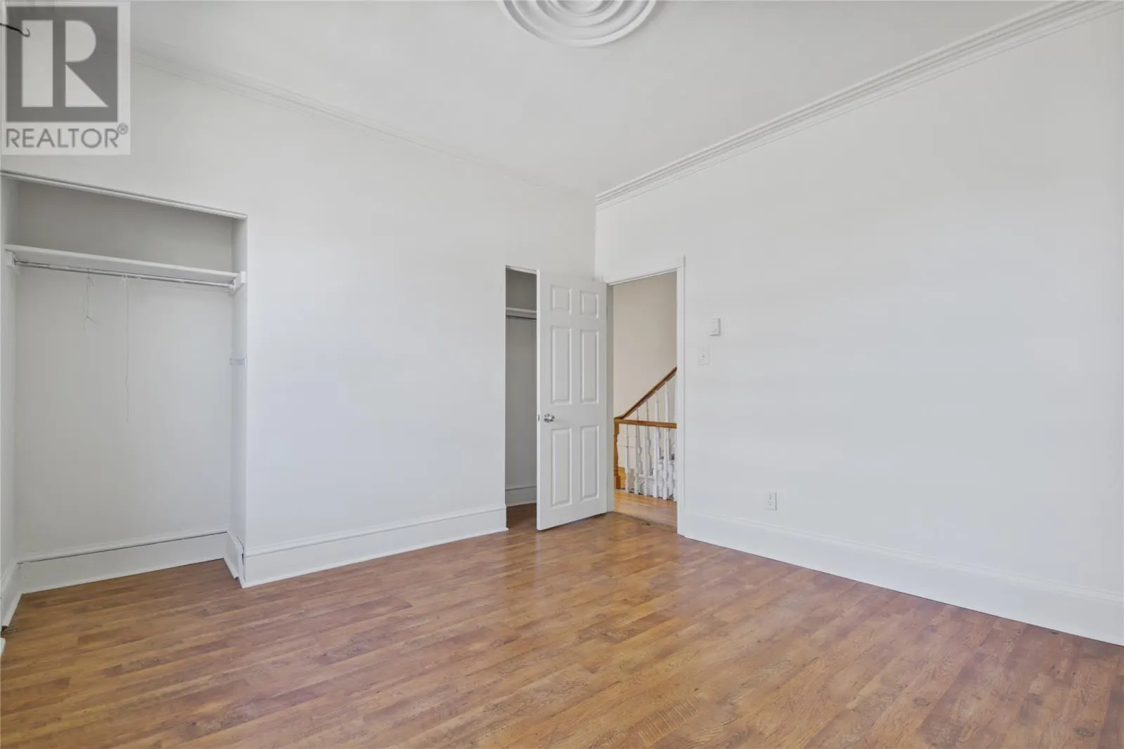 4 Kimberly Row