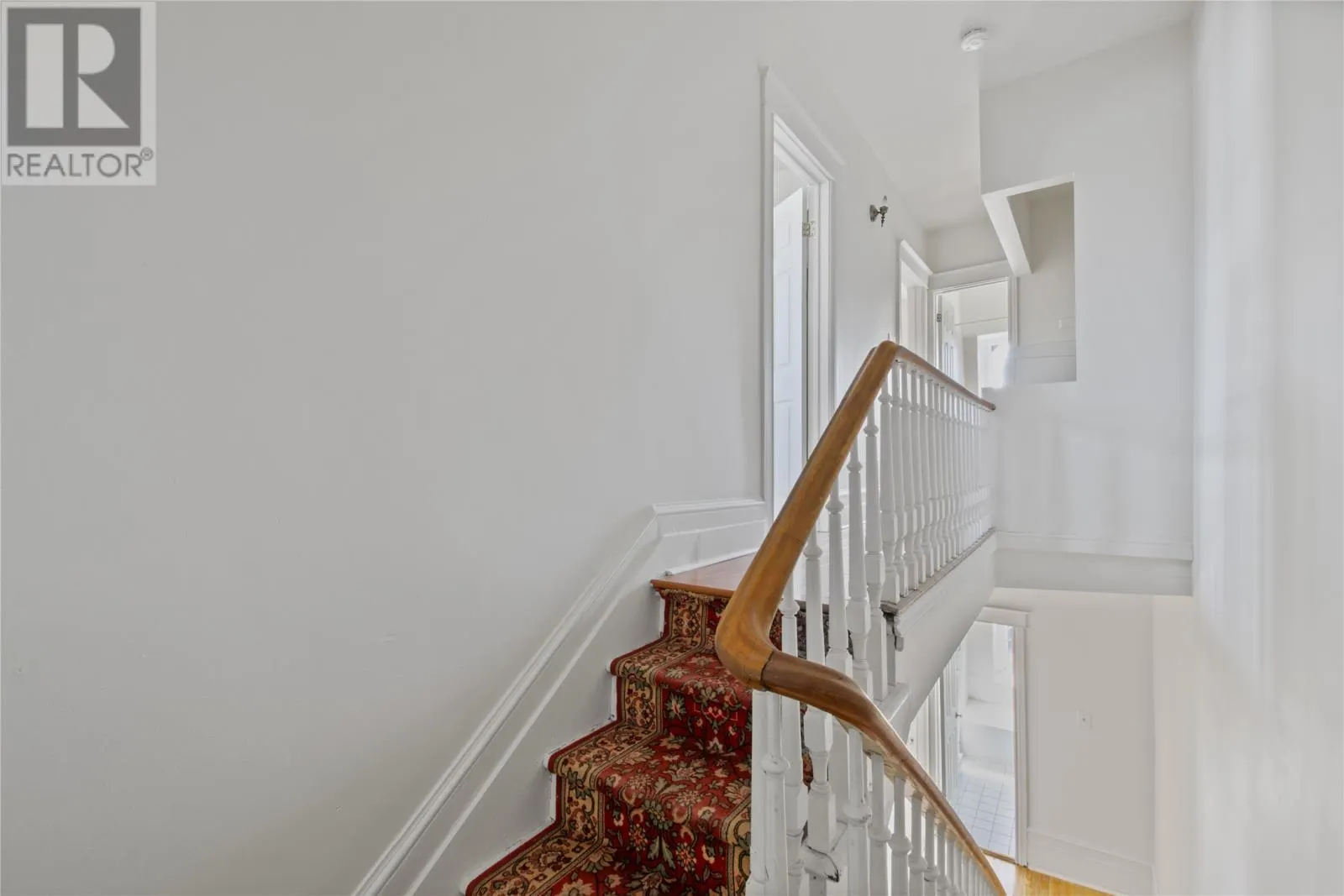4 Kimberly Row