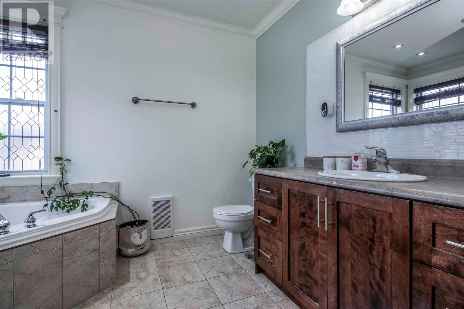 468 Dogberry Hill Road