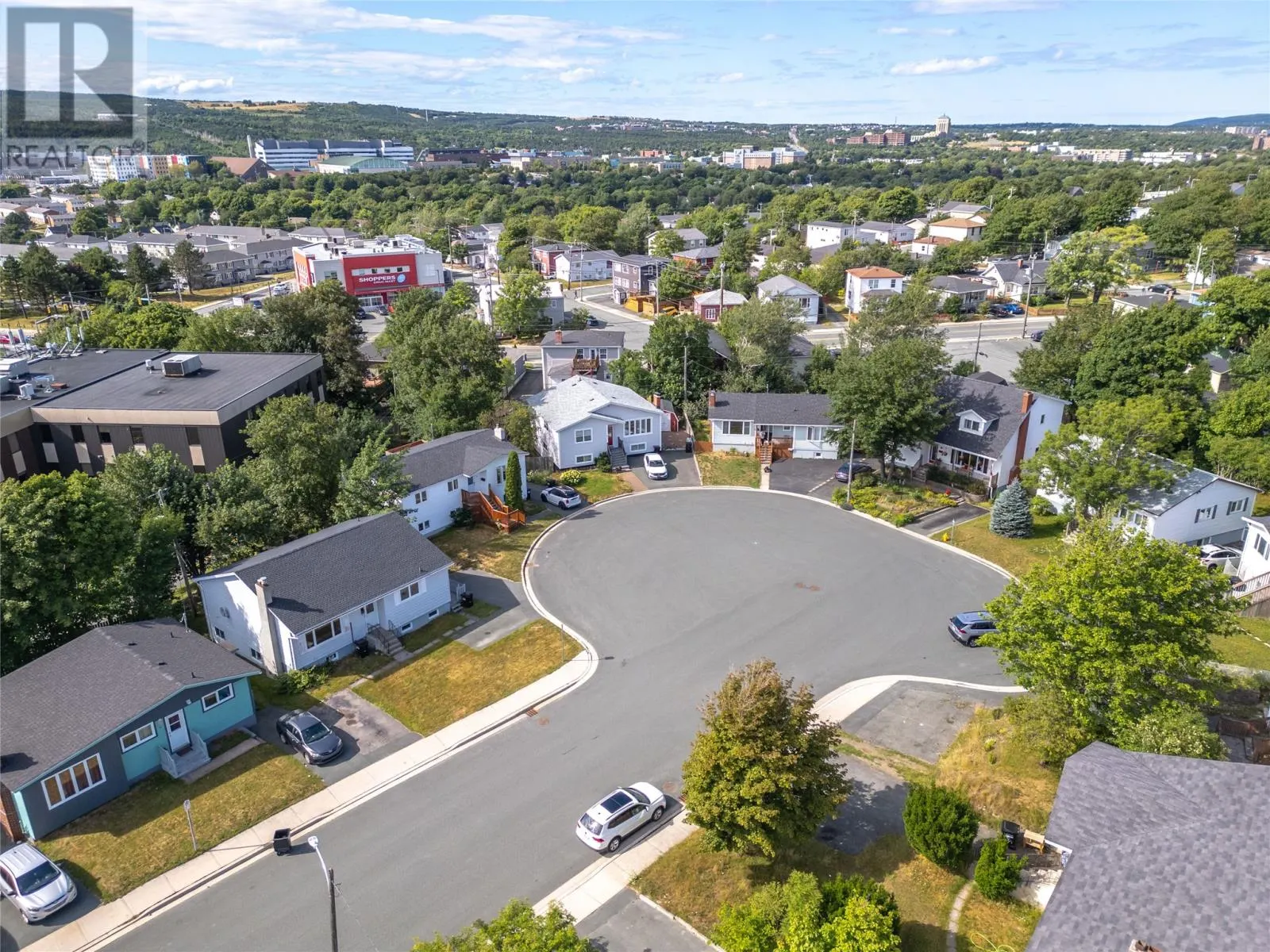10 Grenfell Avenue