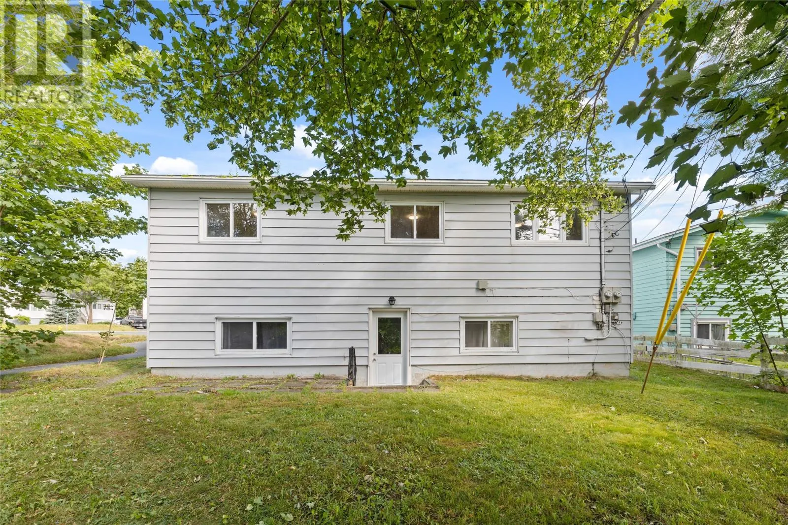 10 Grenfell Avenue