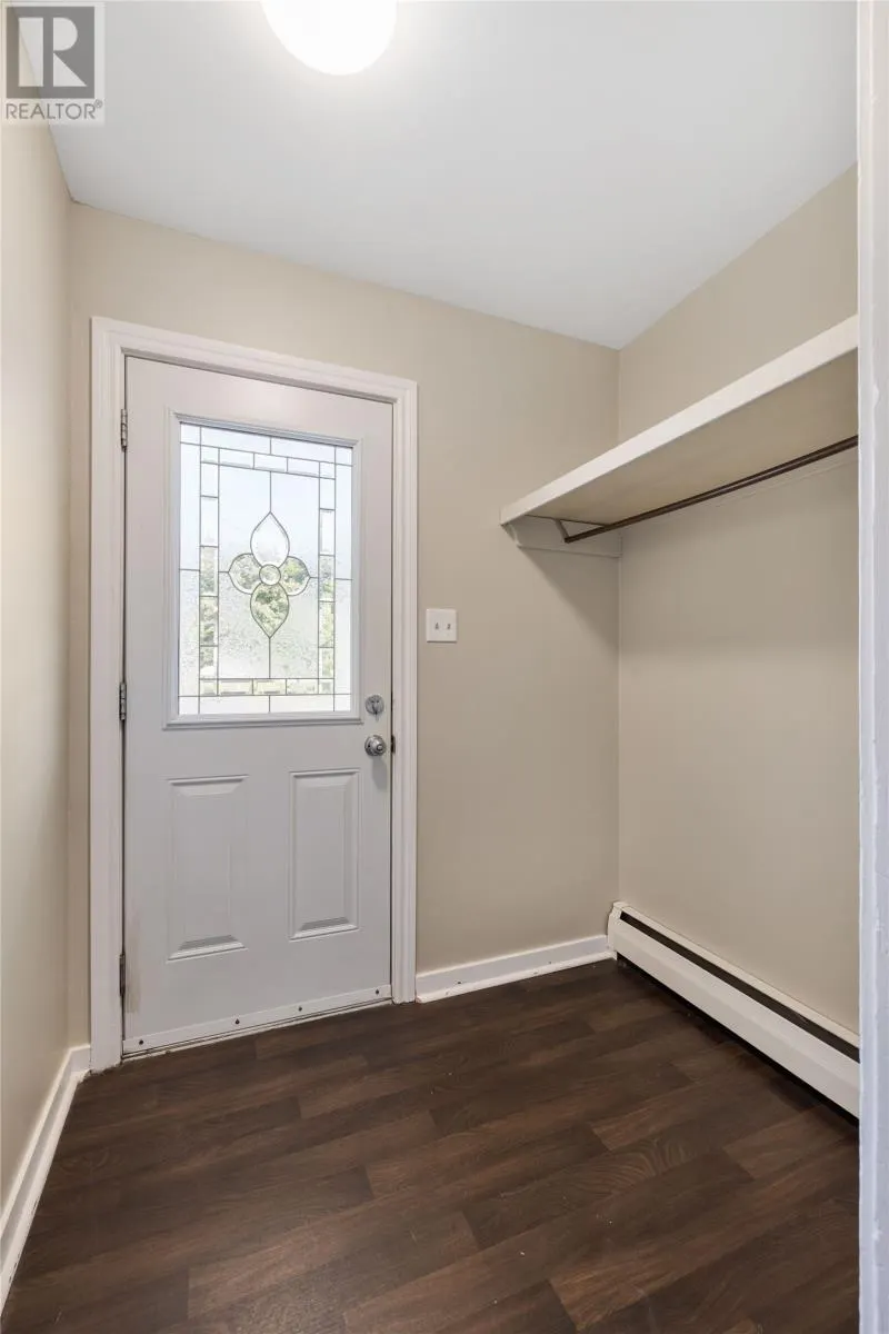 10 Grenfell Avenue