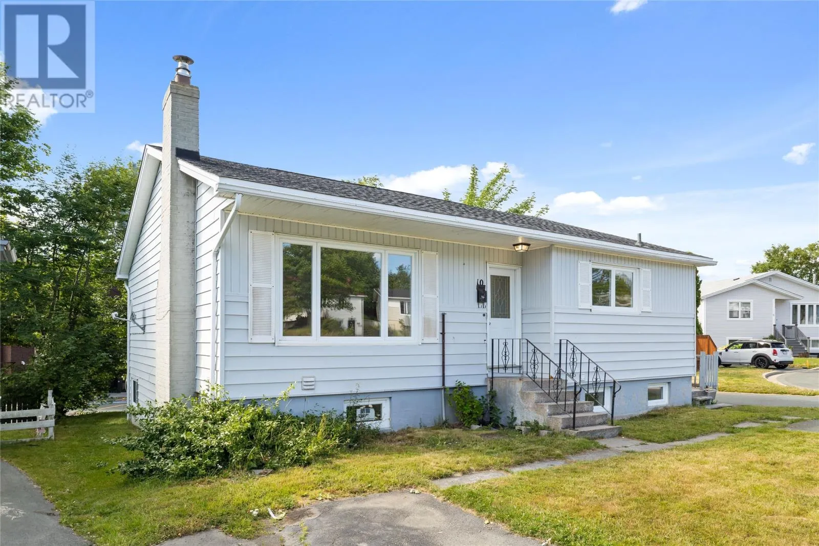 10 Grenfell Avenue