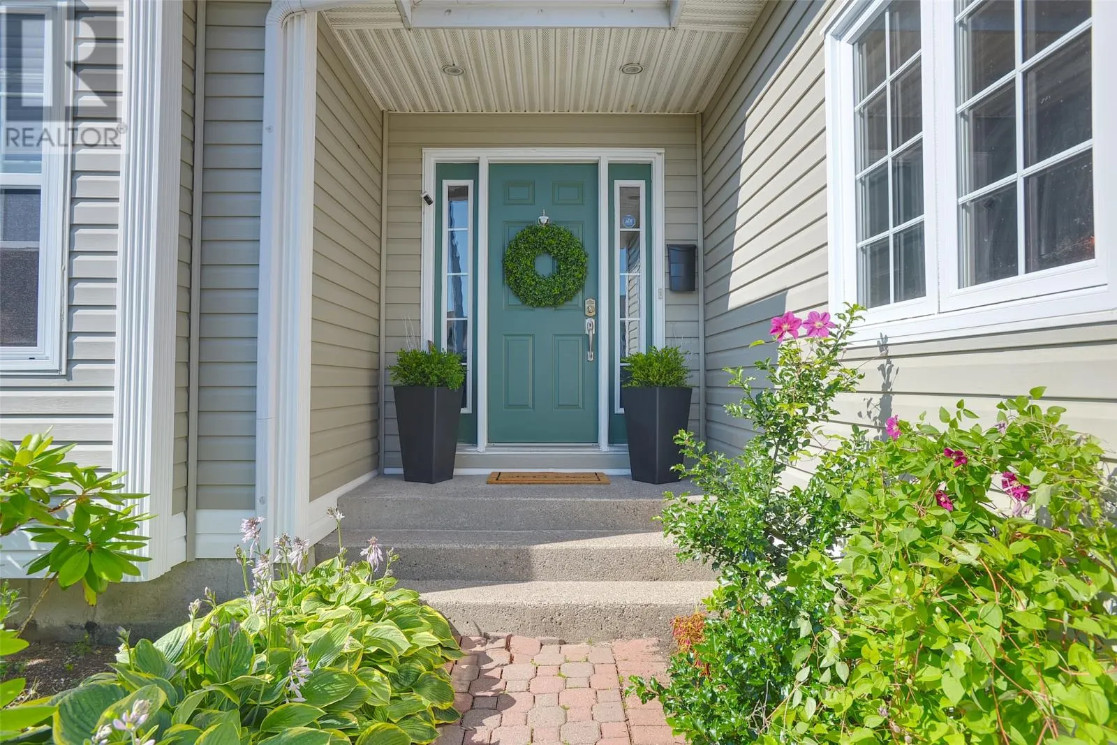 60 Duntara Crescent