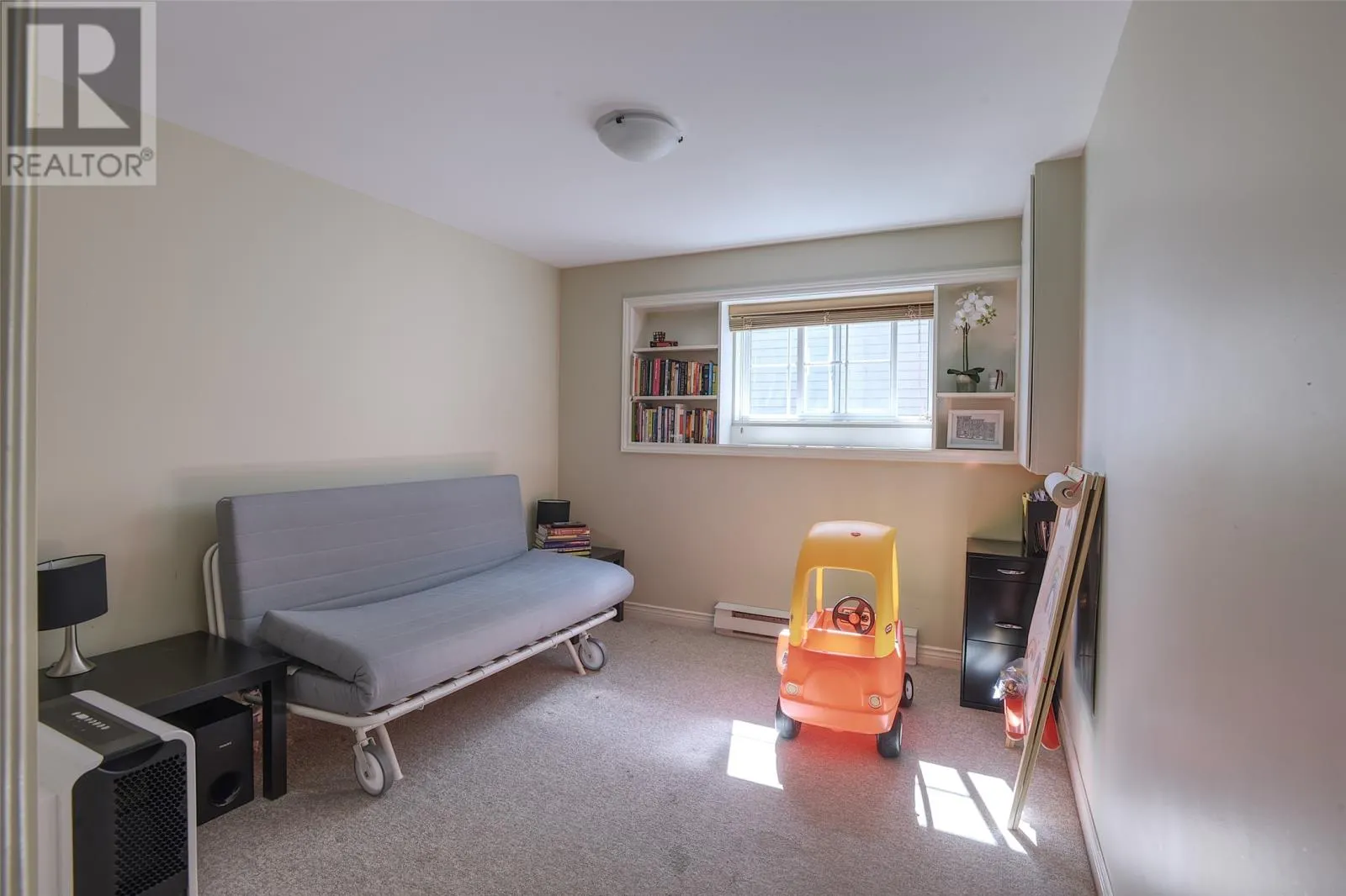 60 Duntara Crescent