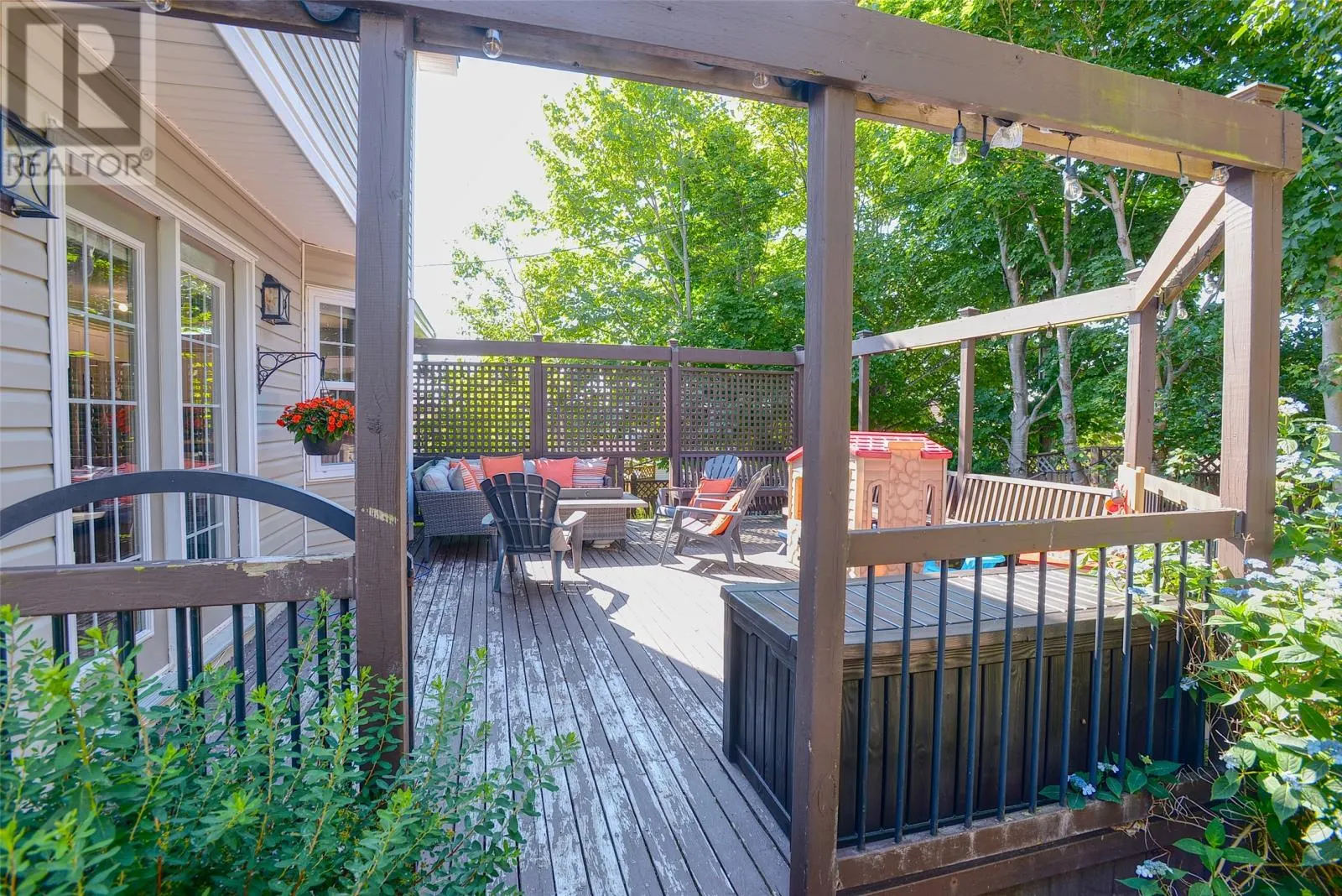 60 Duntara Crescent
