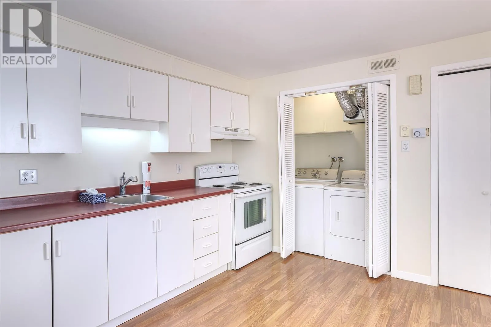 60 Duntara Crescent
