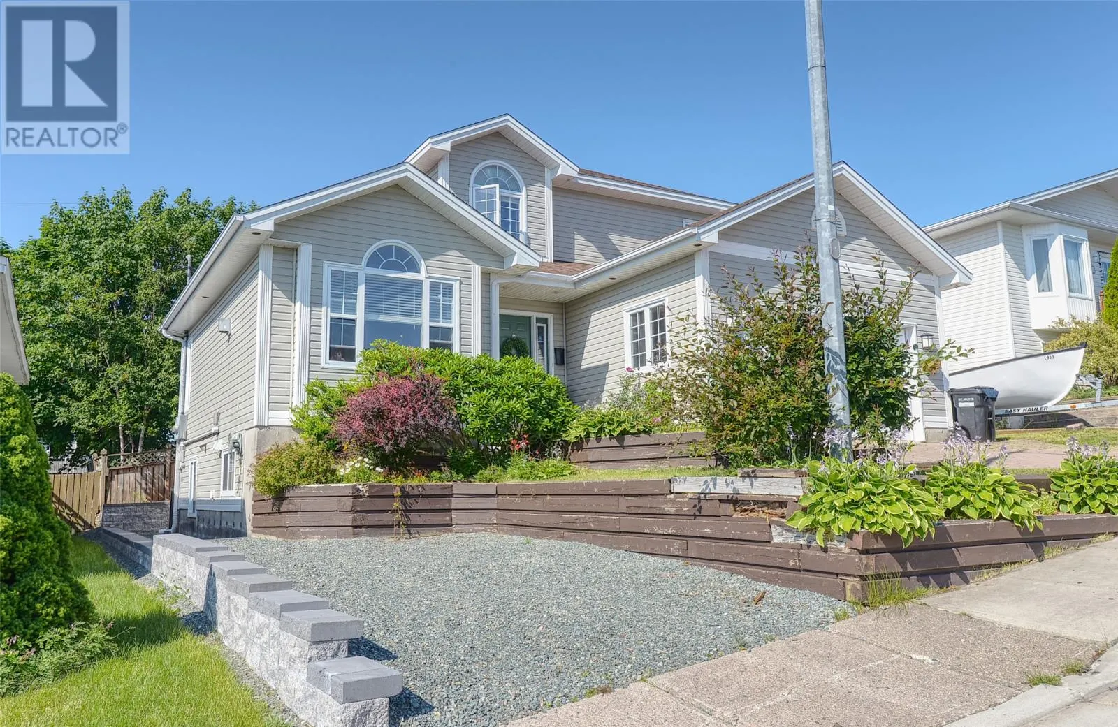 60 Duntara Crescent