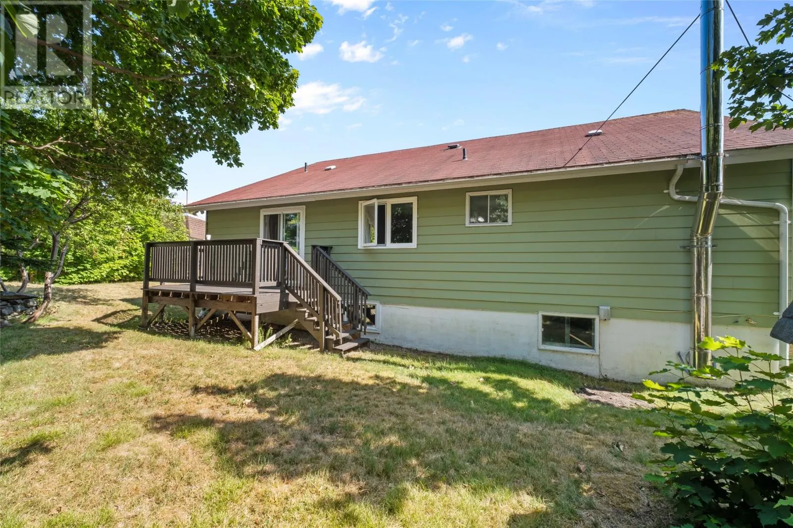 8 Virginia Place