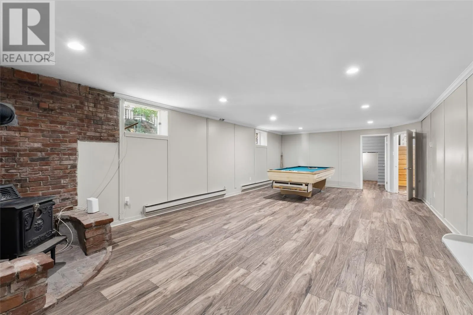 8 Virginia Place