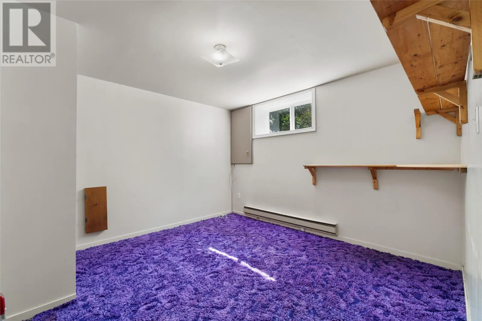8 Virginia Place