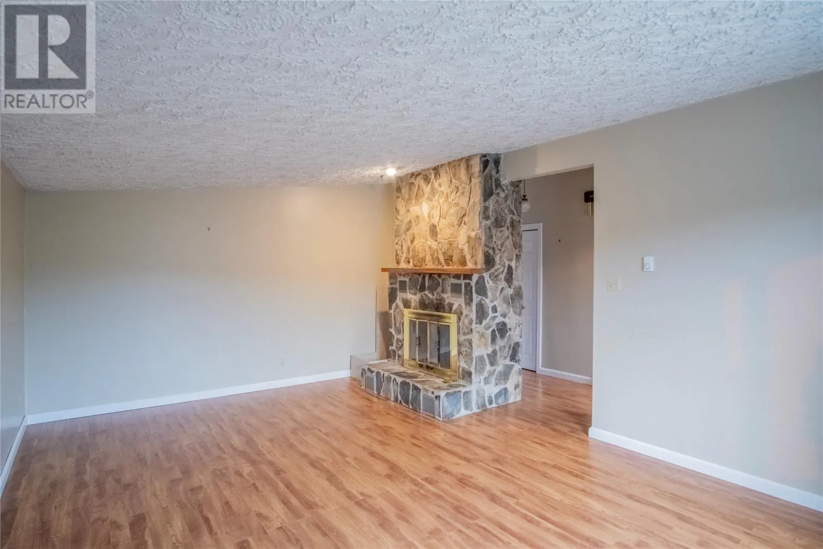 245 Anchorage Road