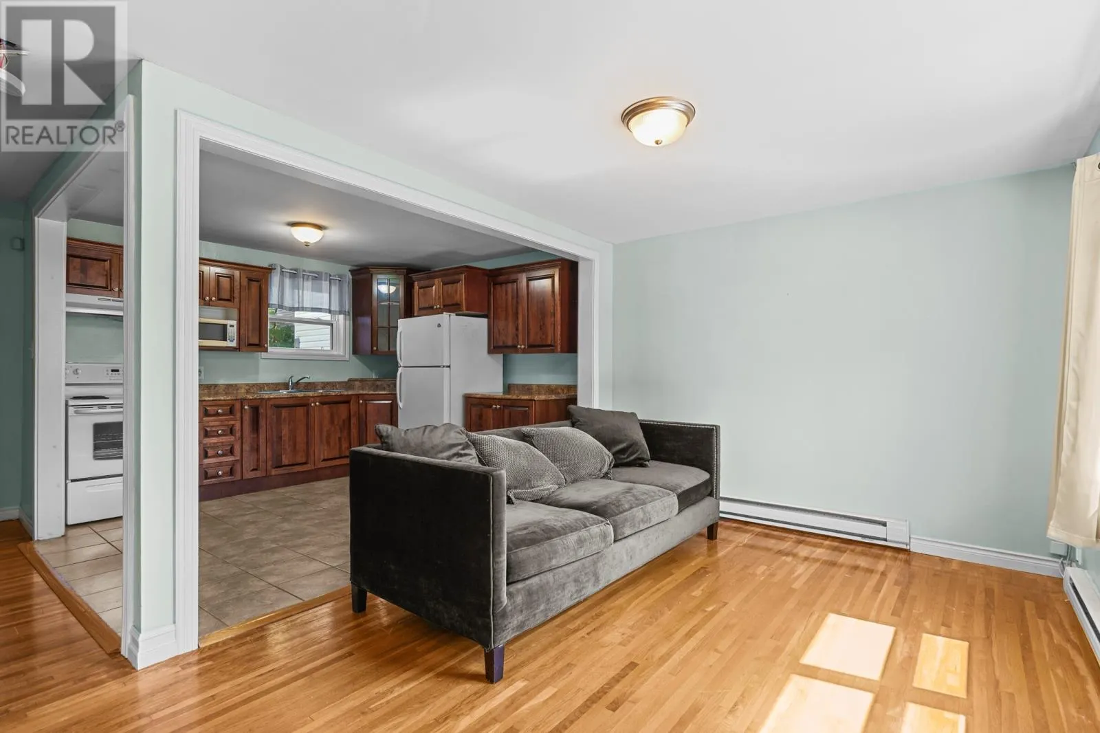 28 McFarlane Street