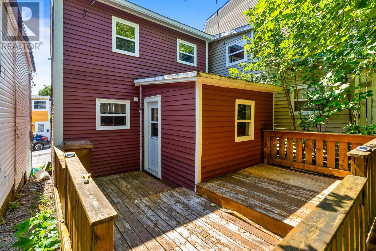 28 McFarlane Street