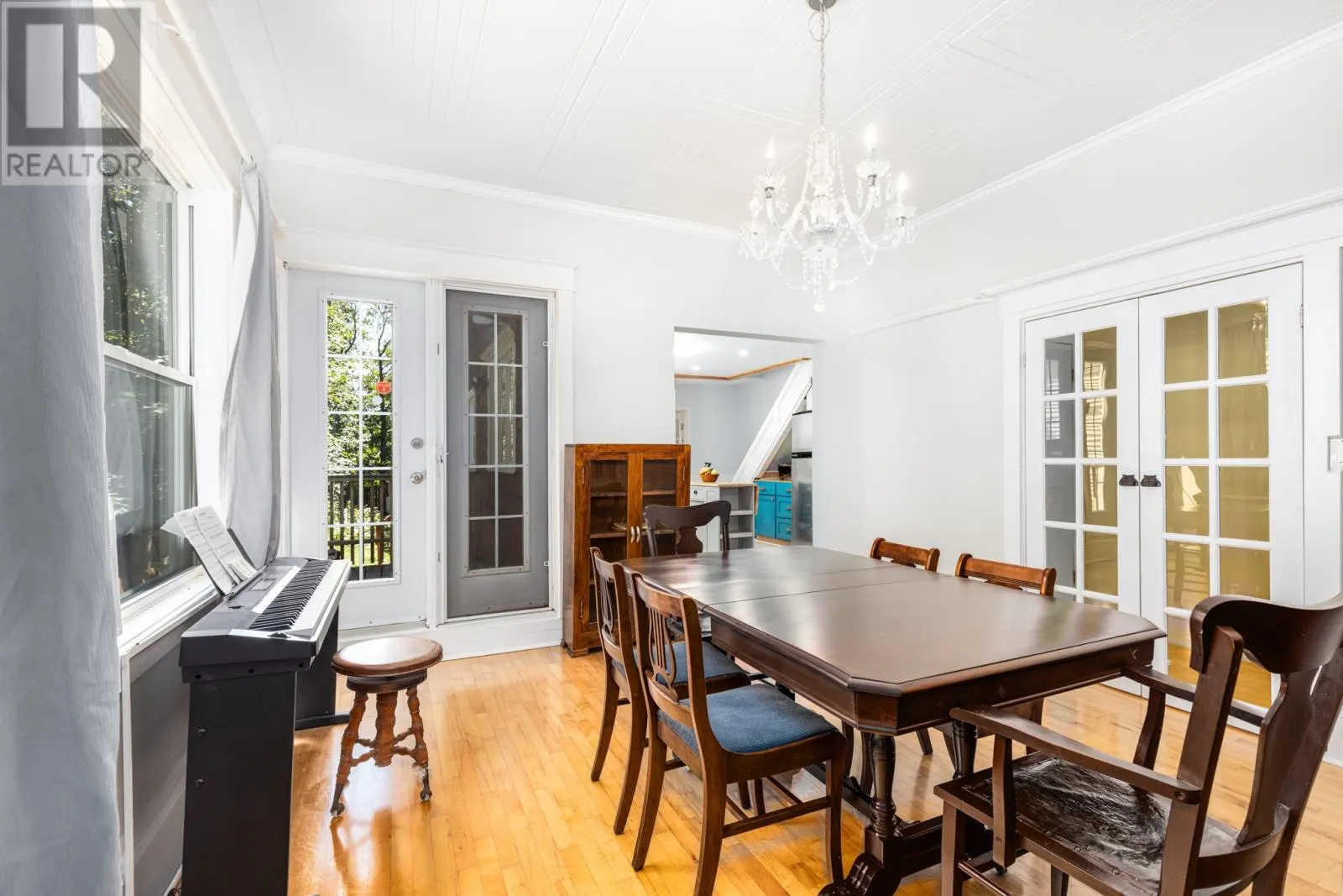 99 Freshwater Road