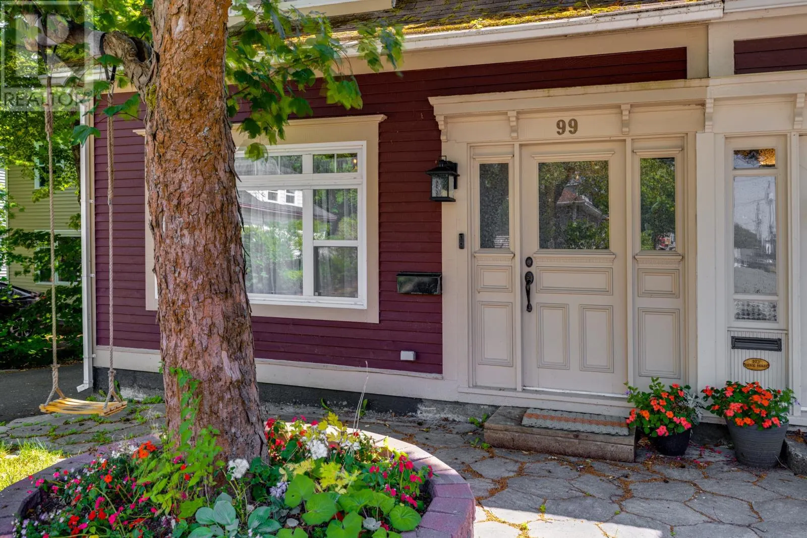99 Freshwater Road