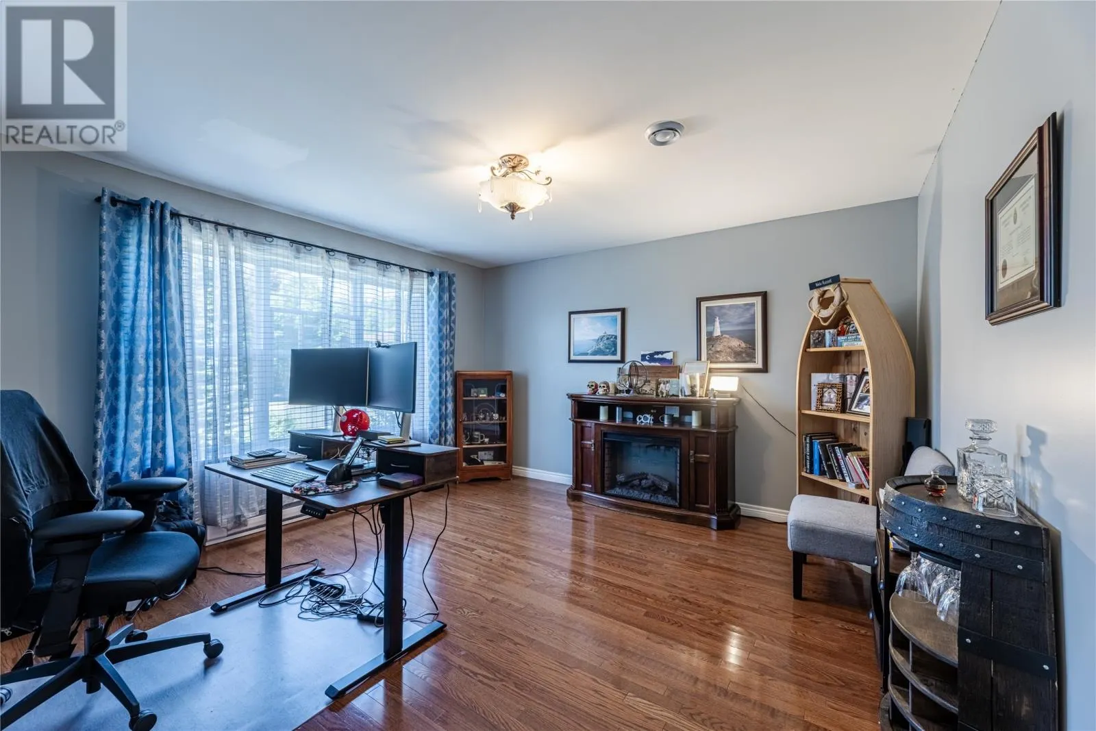 10 Cassandra Place