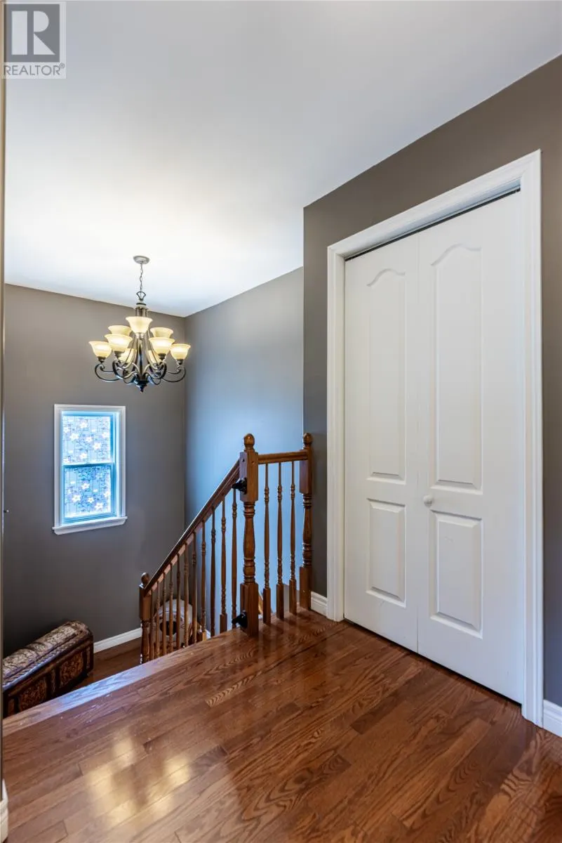 10 Cassandra Place