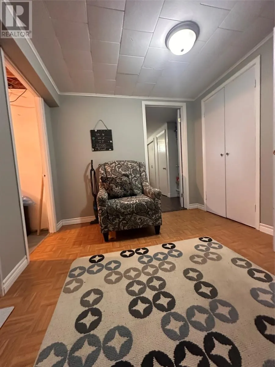 25 Forest Road
