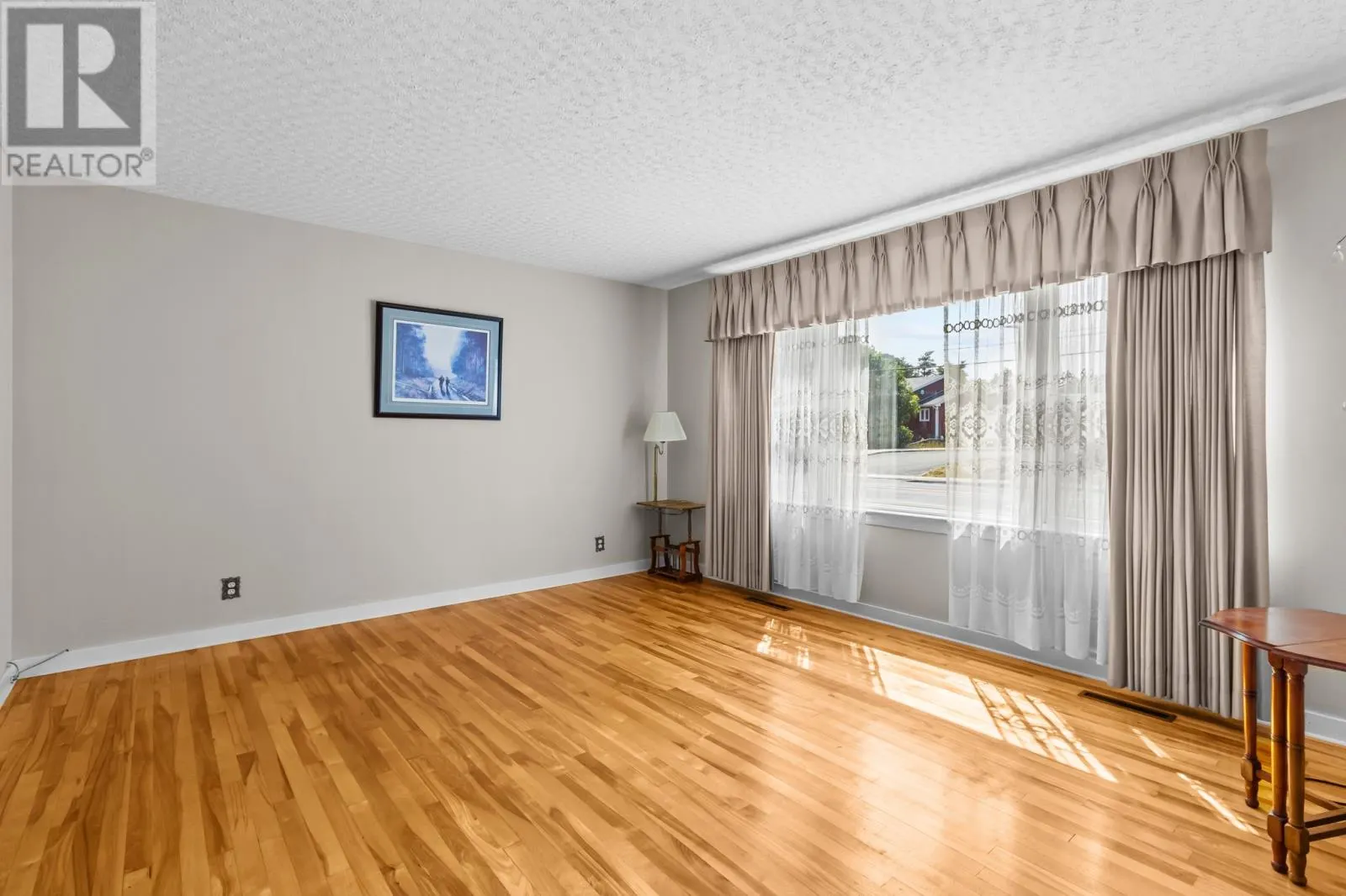 270 Freshwater Road