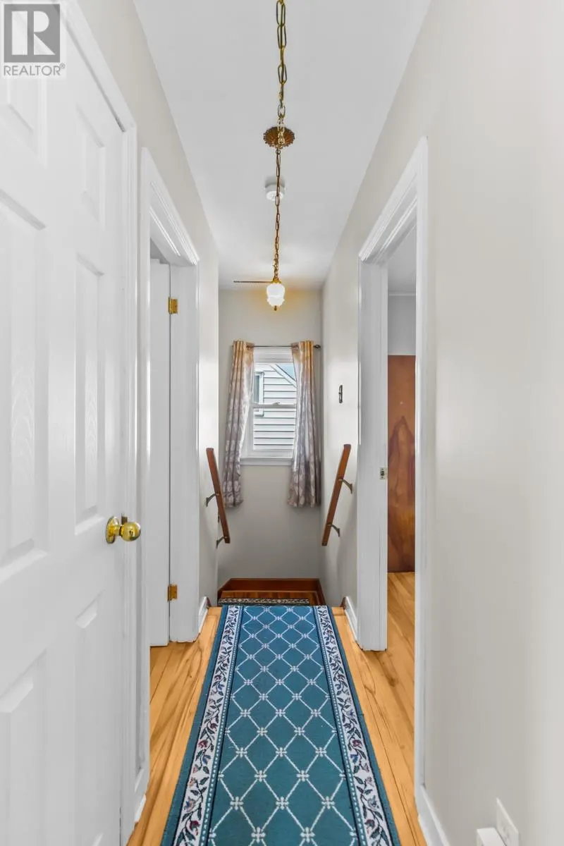 270 Freshwater Road