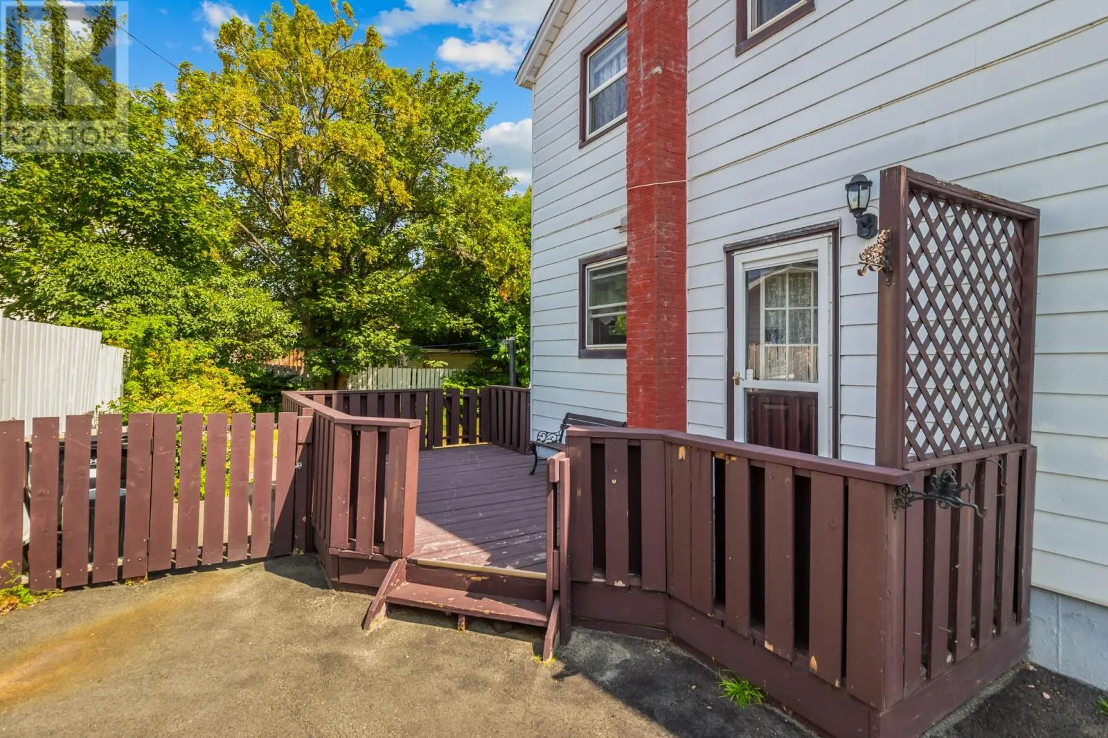 270 Freshwater Road