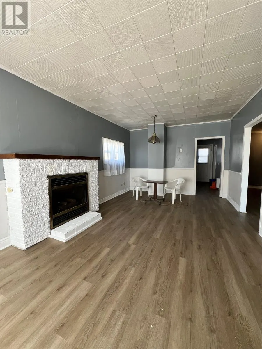 4 Penney Lane