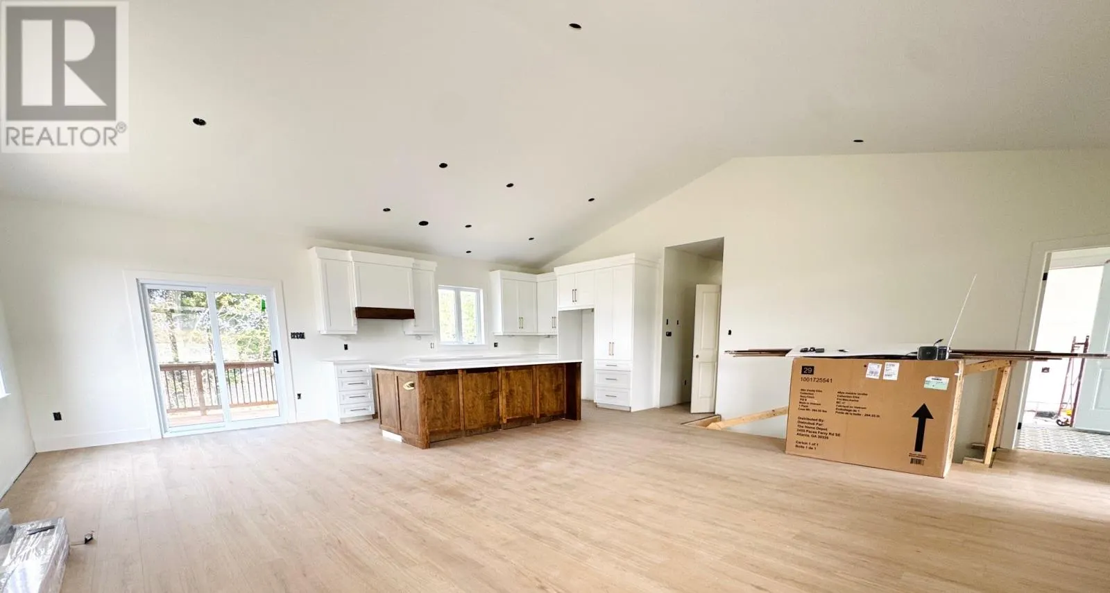 12 Reddley Place