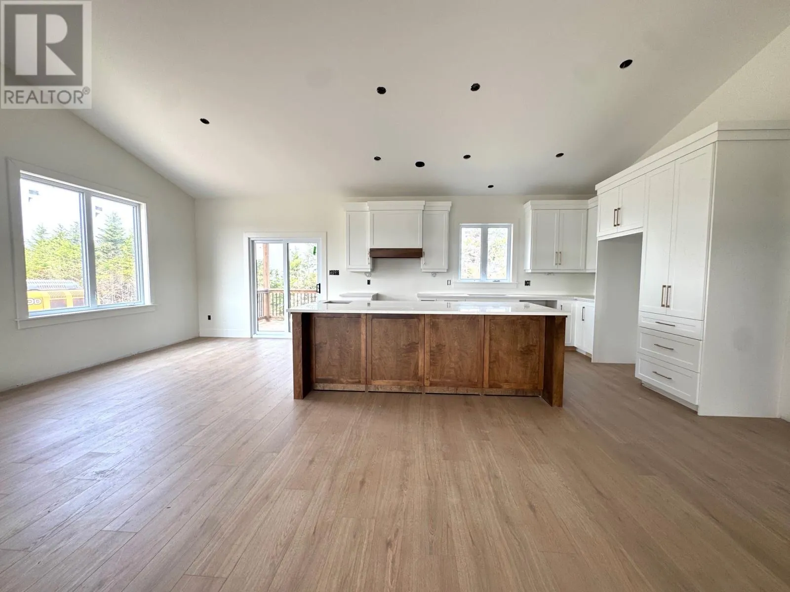 12 Reddley Place