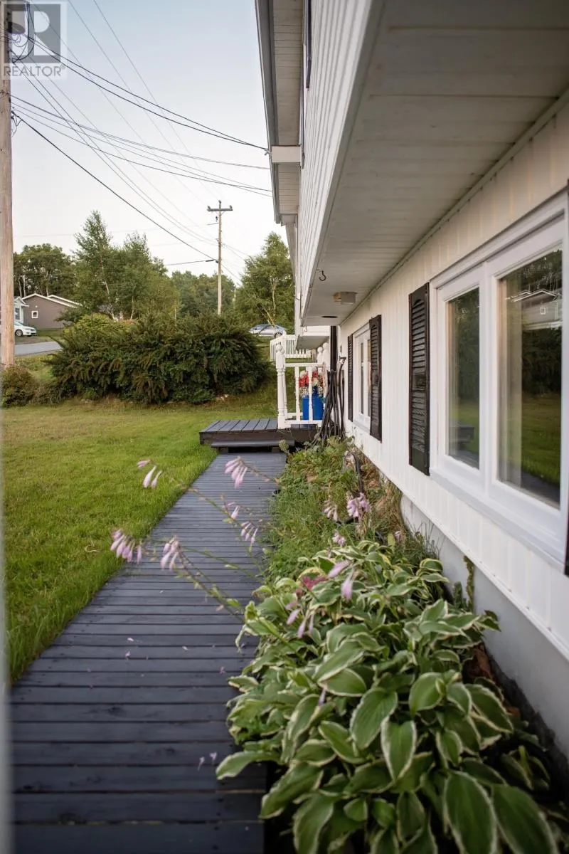 95 Bowater Drive