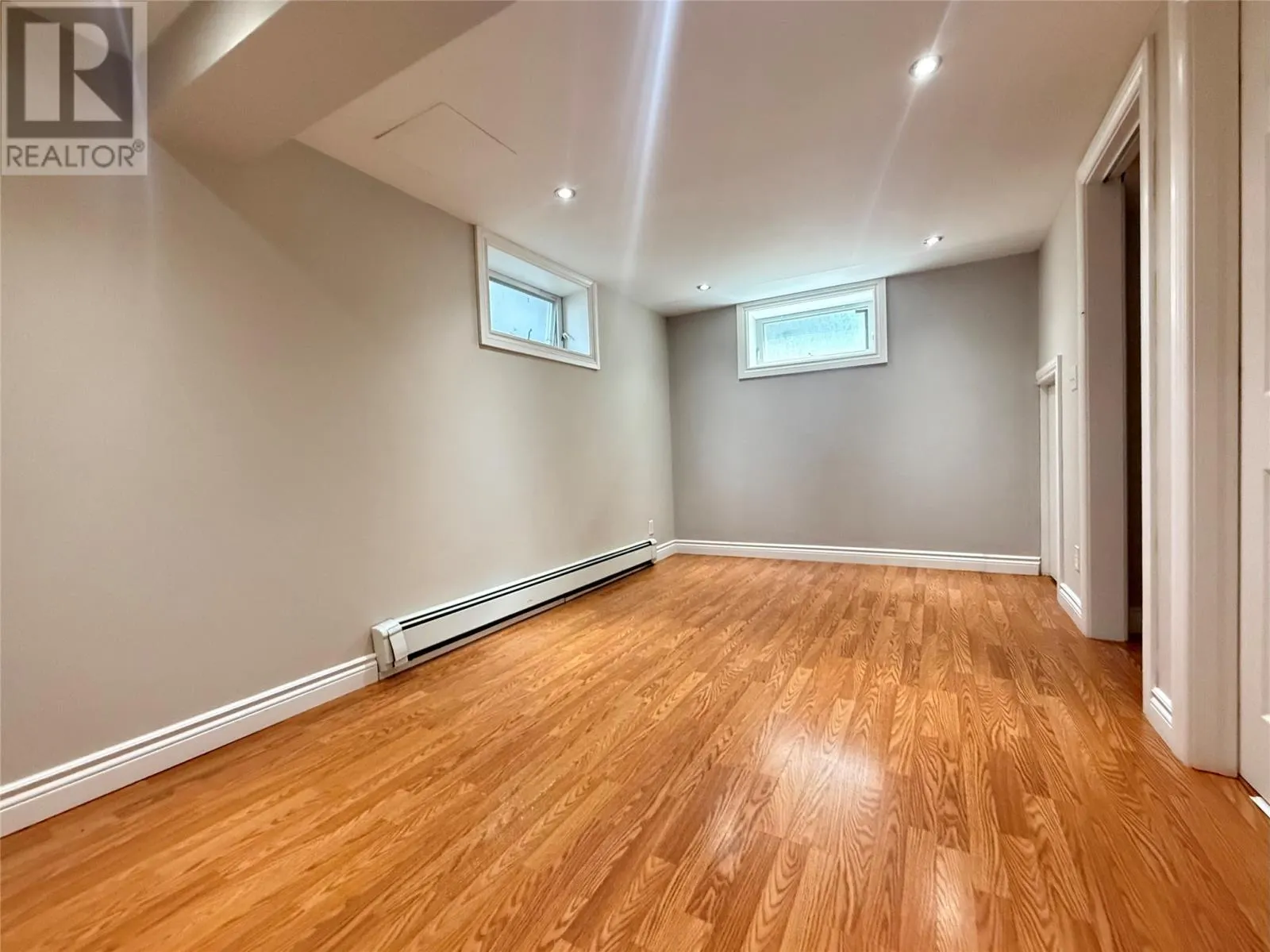 15 Guy Street